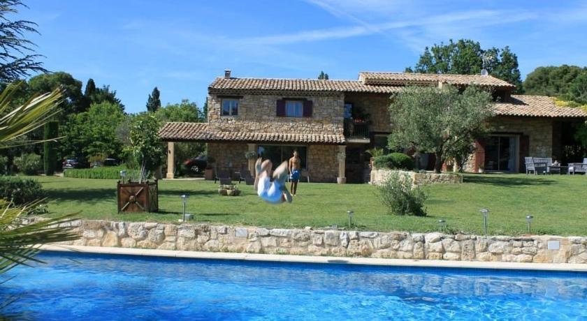 Suite De L'Olivier Au Mas Au Coeur De La Provence &Spa แซ็งต์-กันนาต์ ภายนอก รูปภาพ