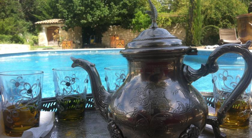 Suite De L'Olivier Au Mas Au Coeur De La Provence &Spa แซ็งต์-กันนาต์ ห้อง รูปภาพ