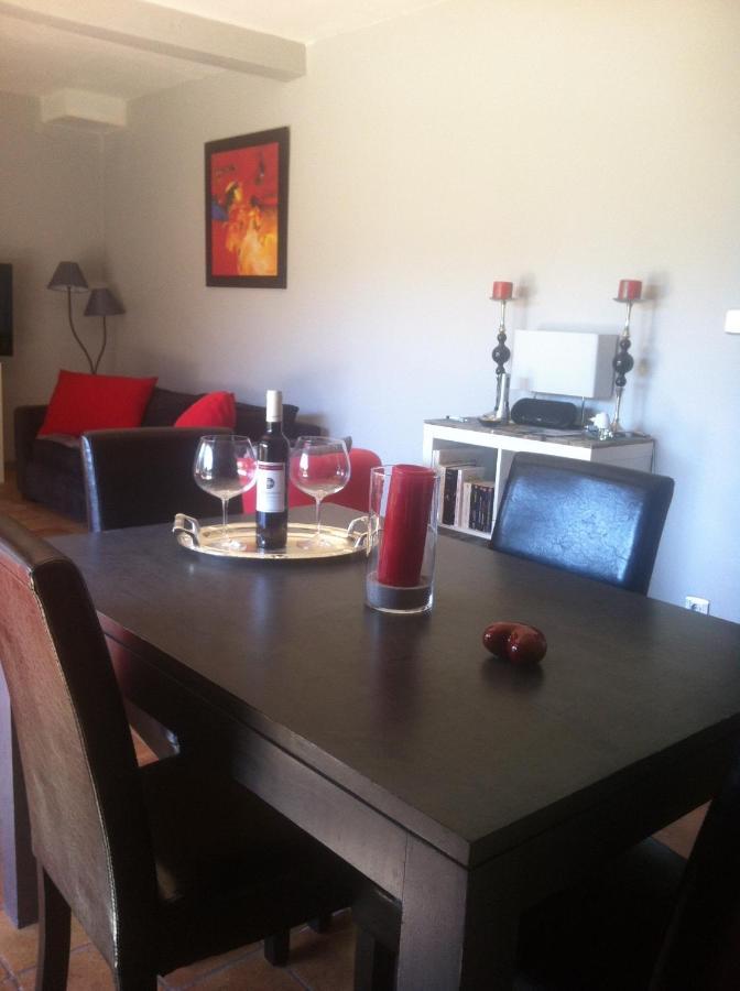 Suite De L'Olivier Au Mas Au Coeur De La Provence &Spa แซ็งต์-กันนาต์ ห้อง รูปภาพ